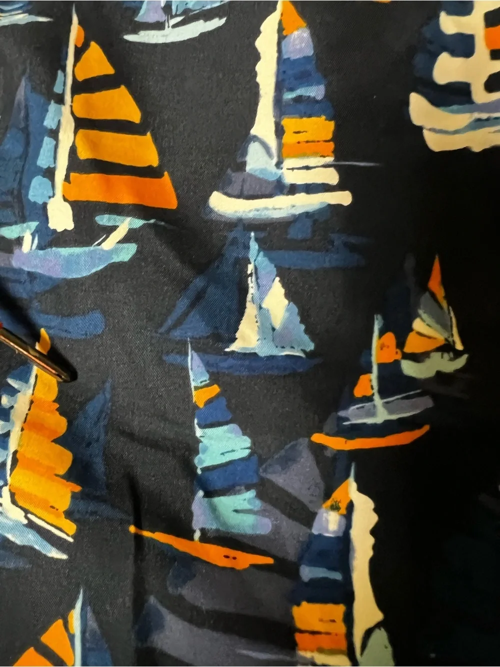 TOMMY BAHAMA RELAX NAVY TRUNKS W/ORANGE/LT BLUE SAILBOAT PRINT. MEDIUM